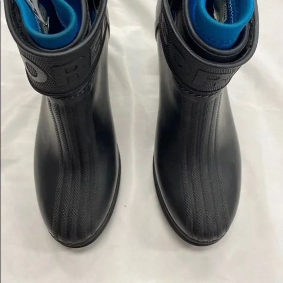 Sorel Women’s Boots - Picture 2 of 10